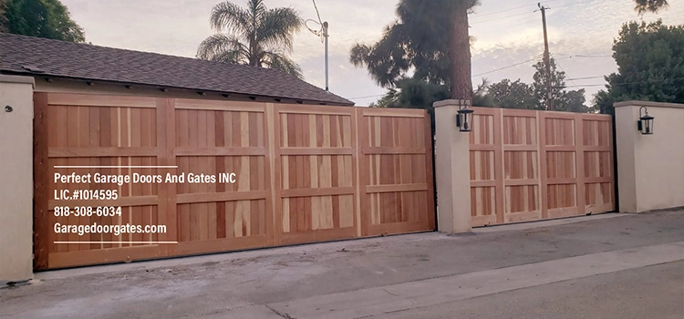 Palm Desert Modern Driveway Gates Installation